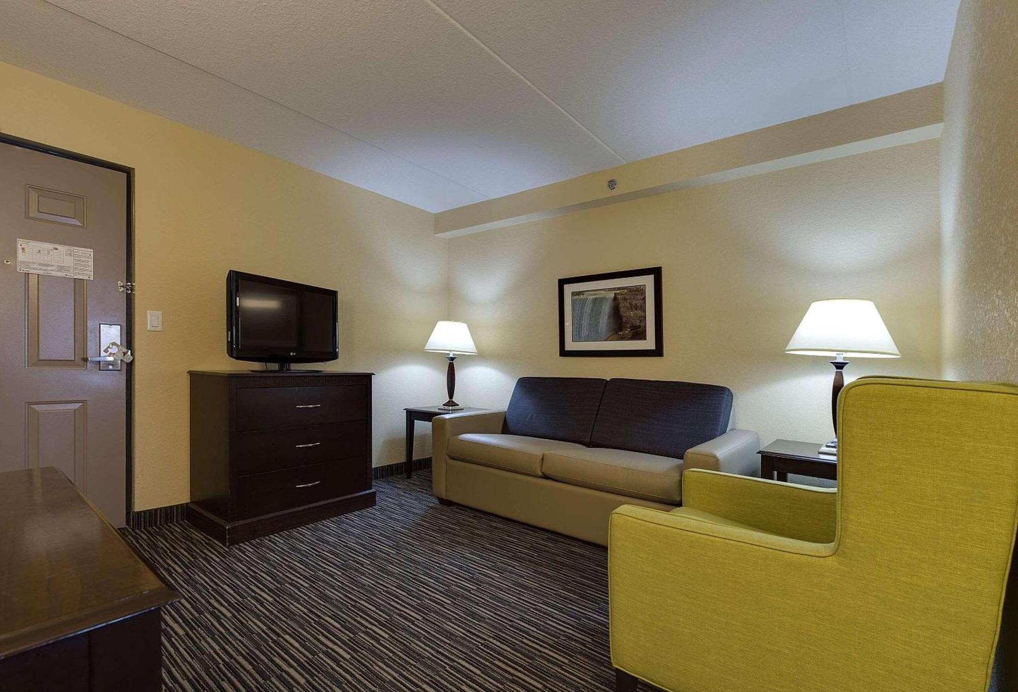 Country Inn & Suites By Radisson Niagara Falls Extérieur photo